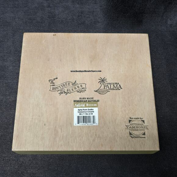 Aging Room Quattro Connecticut Empty Wood Cigar Box 8" x 9" x 2" - Picture 7 of 11